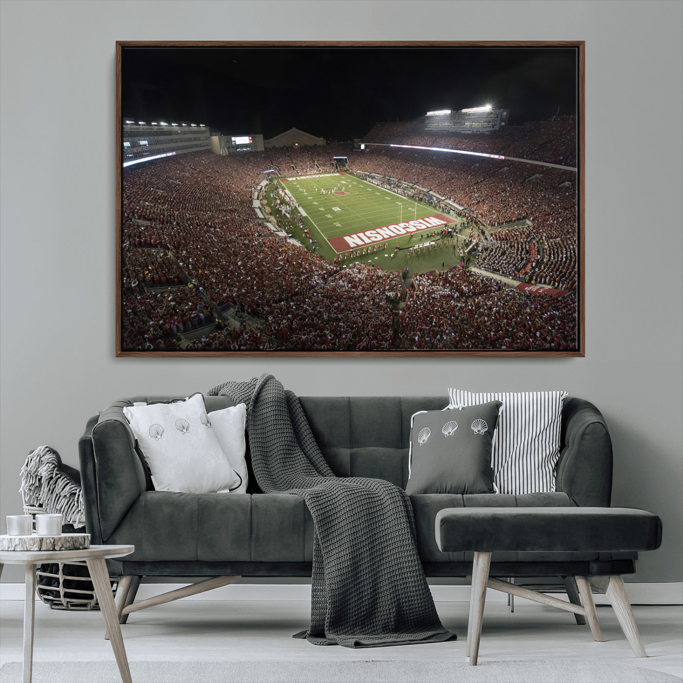 MGV-FC-36X24 - Wisconsin Badgers Football Team Print - Madison Camp Randall Stadium Wall Art Canvas Print