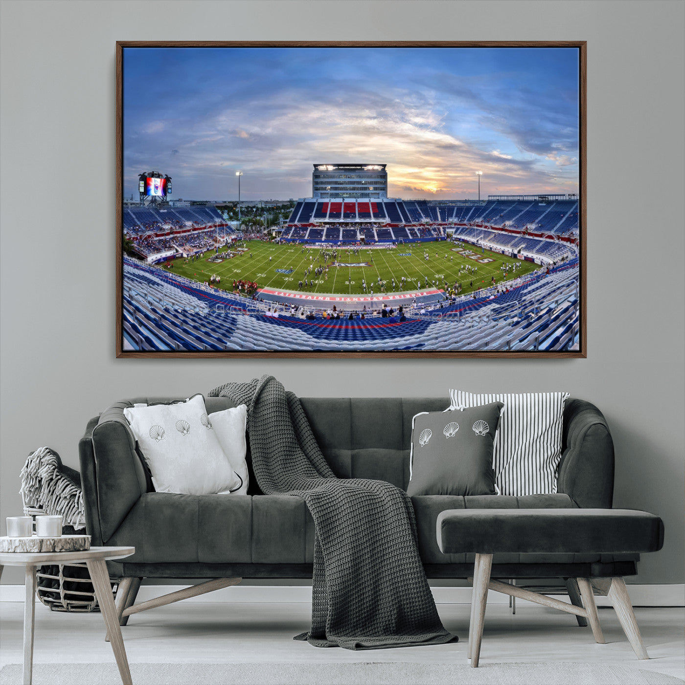 MGV-FC-36X24 - Florida Atlantic University Owls Football Team Print - Boca Raton FAU Stadium Wall Art Canvas Print