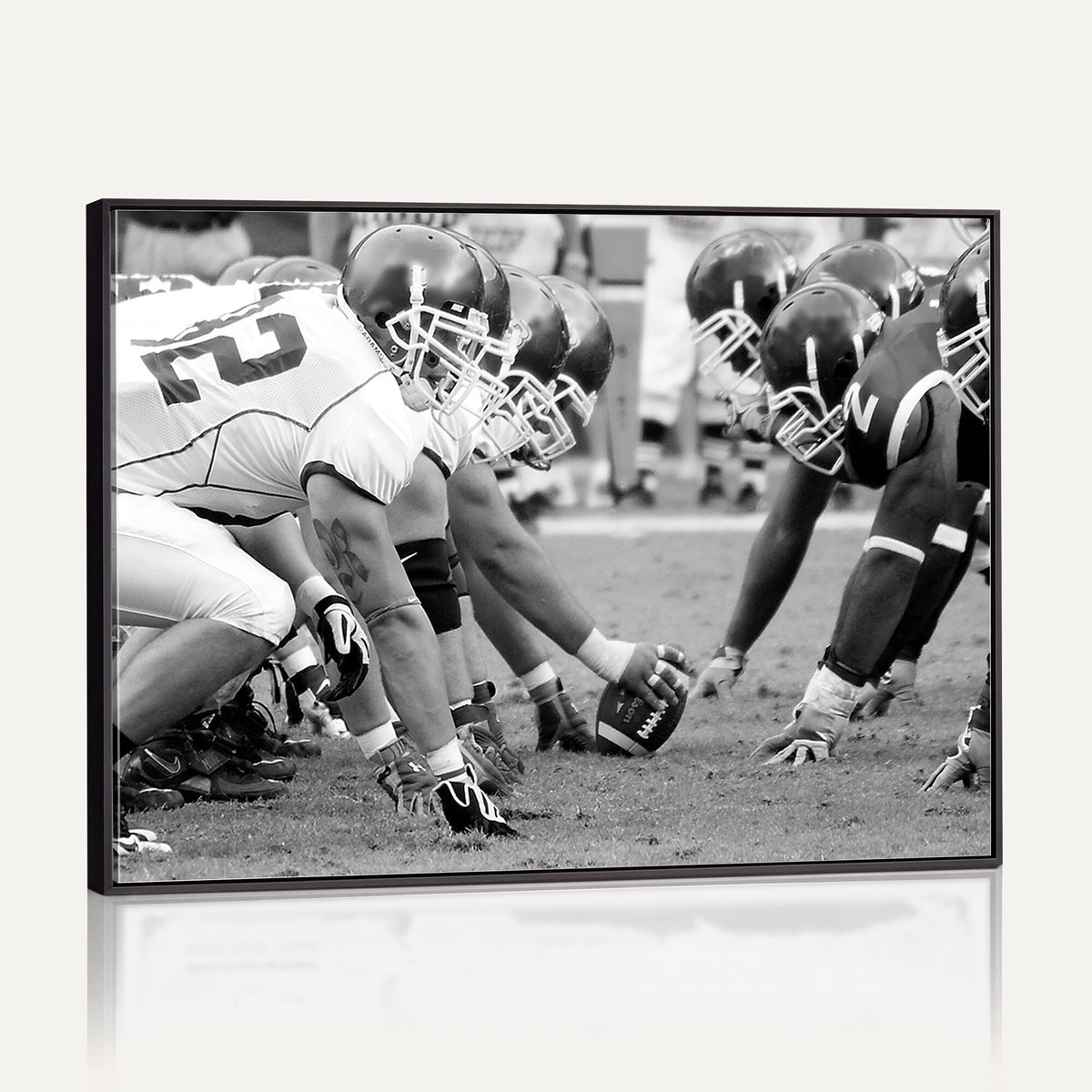 97432-MGV-CV-36X24 - American Football Player Wall Art Canvas Print