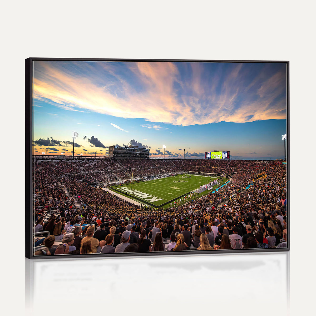 50243-MGV-CV-36X24 - UCF Knights Football Team Print - Orlando FBC Mortgage Stadium Wall Art Canvas Print