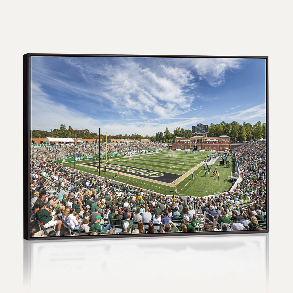 67799-MGV-CV-36X24 - University of Charlotte 49ers Football Team Print - Charlotte Jerry Richardson Stadium Canvas Print