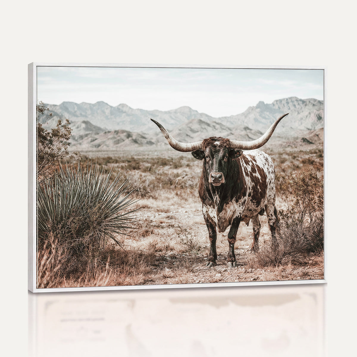17622011H-MGV-CV-36X24 - Texas Longhorn Bull Wall Art Canvas Print, Western Farmhouse Cowboy Decor, Rustic Texas Ranch Cattle Artwork for Living Room Bedroom Office, Framed Wall Decor