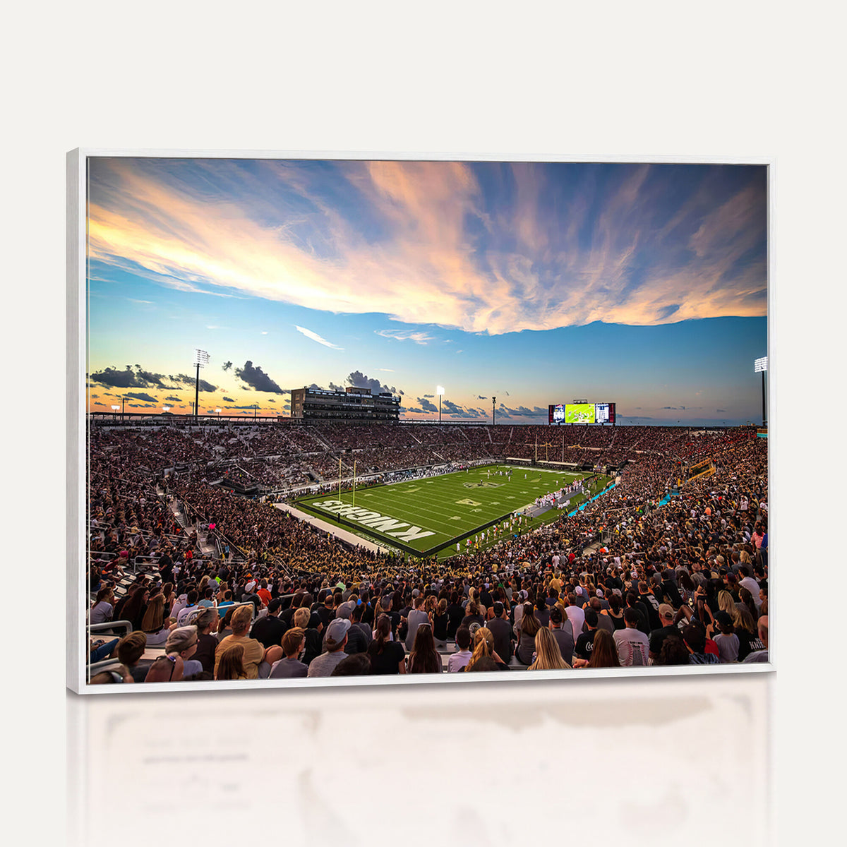 50243-MGV-CV-36X24 - UCF Knights Football Team Print - Orlando FBC Mortgage Stadium Wall Art Canvas Print