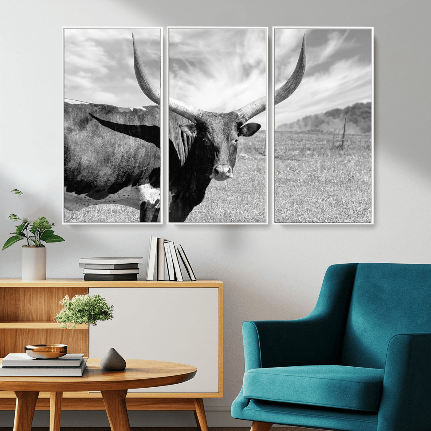 MGV-FC-48X32-3P - Cattle Wall Art Longhorn Cow Canvas Print