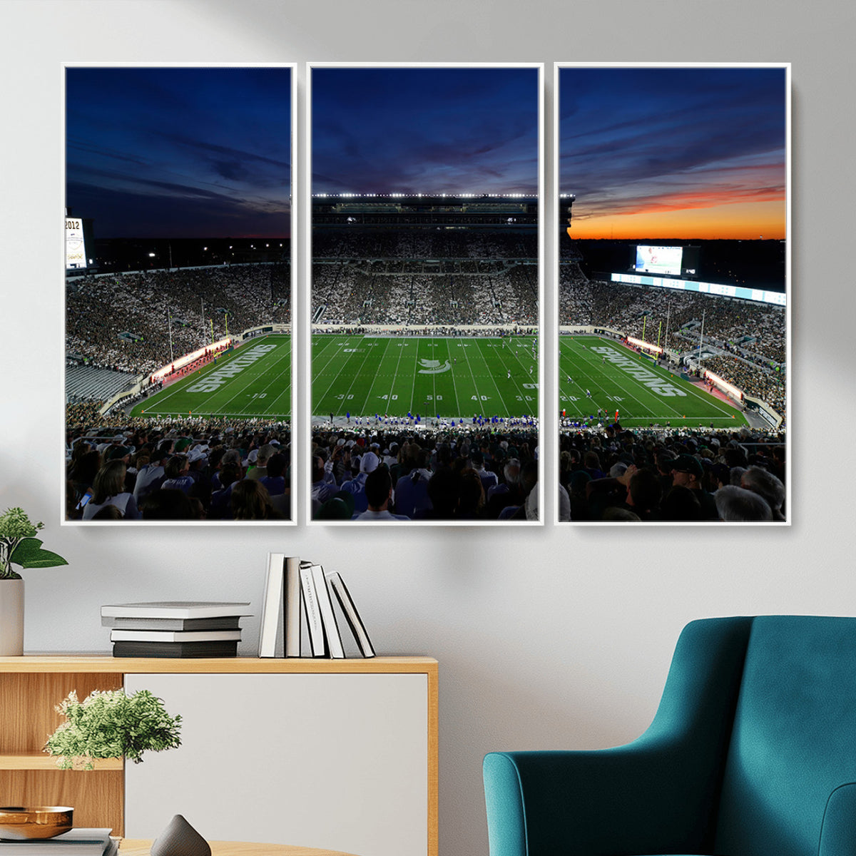 49074-PAN-FL-20X10 - Michigan State Spartans Football Team Print - East Lansing Spartan Stadium Canvas Print