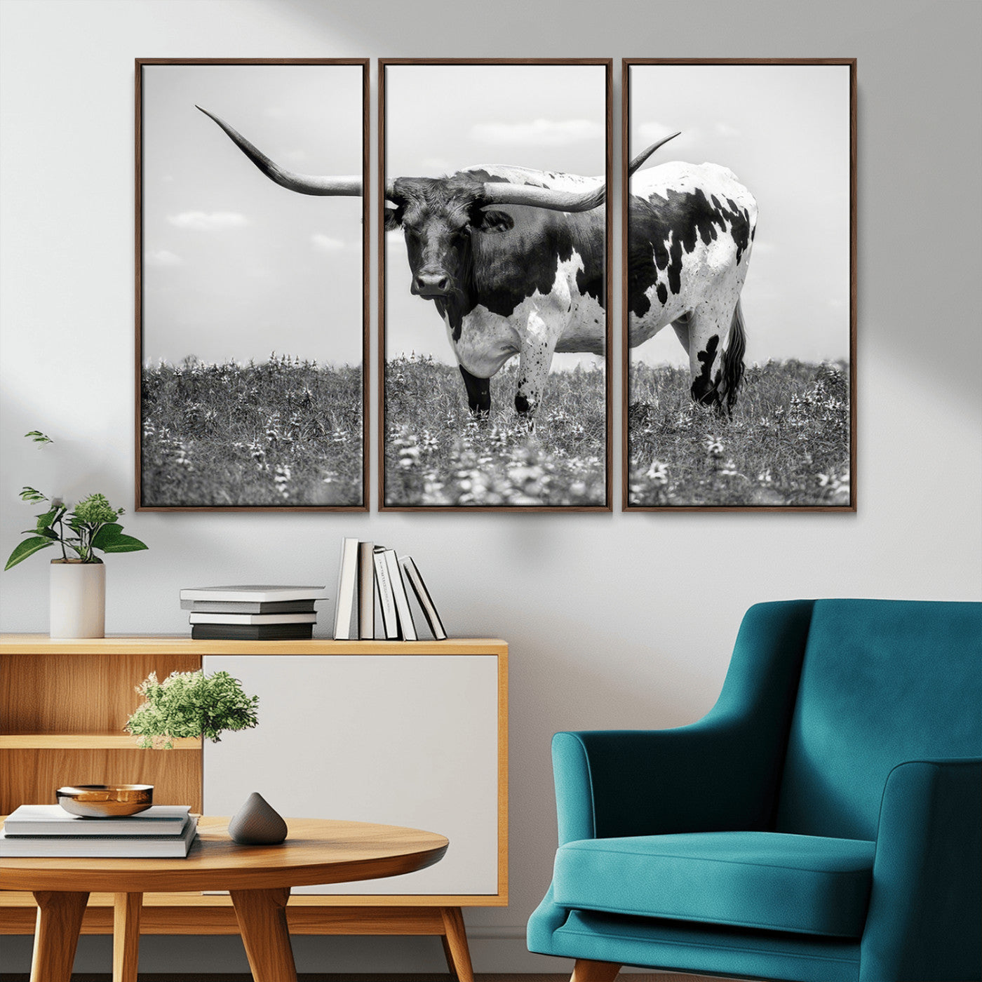 -Texas Black White Highland Longhorn Cow Wall Art Canvas Print