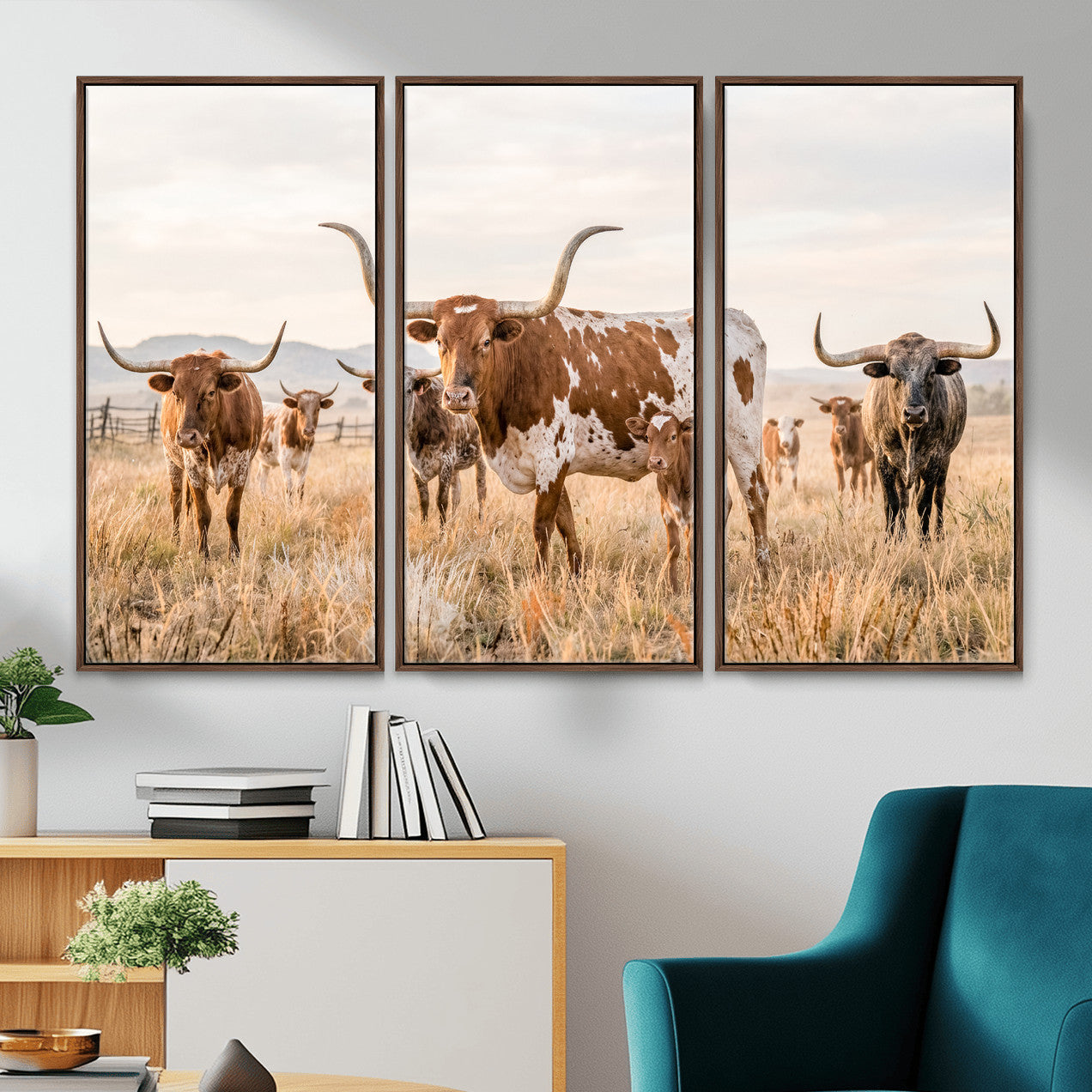 62336425AC-MGV-CV-36X24 - Texas Longhorn Canvas Wall Art, Rustic Farm Animal Photography Print, Farmhouse Country Decor, Western Ranch Art