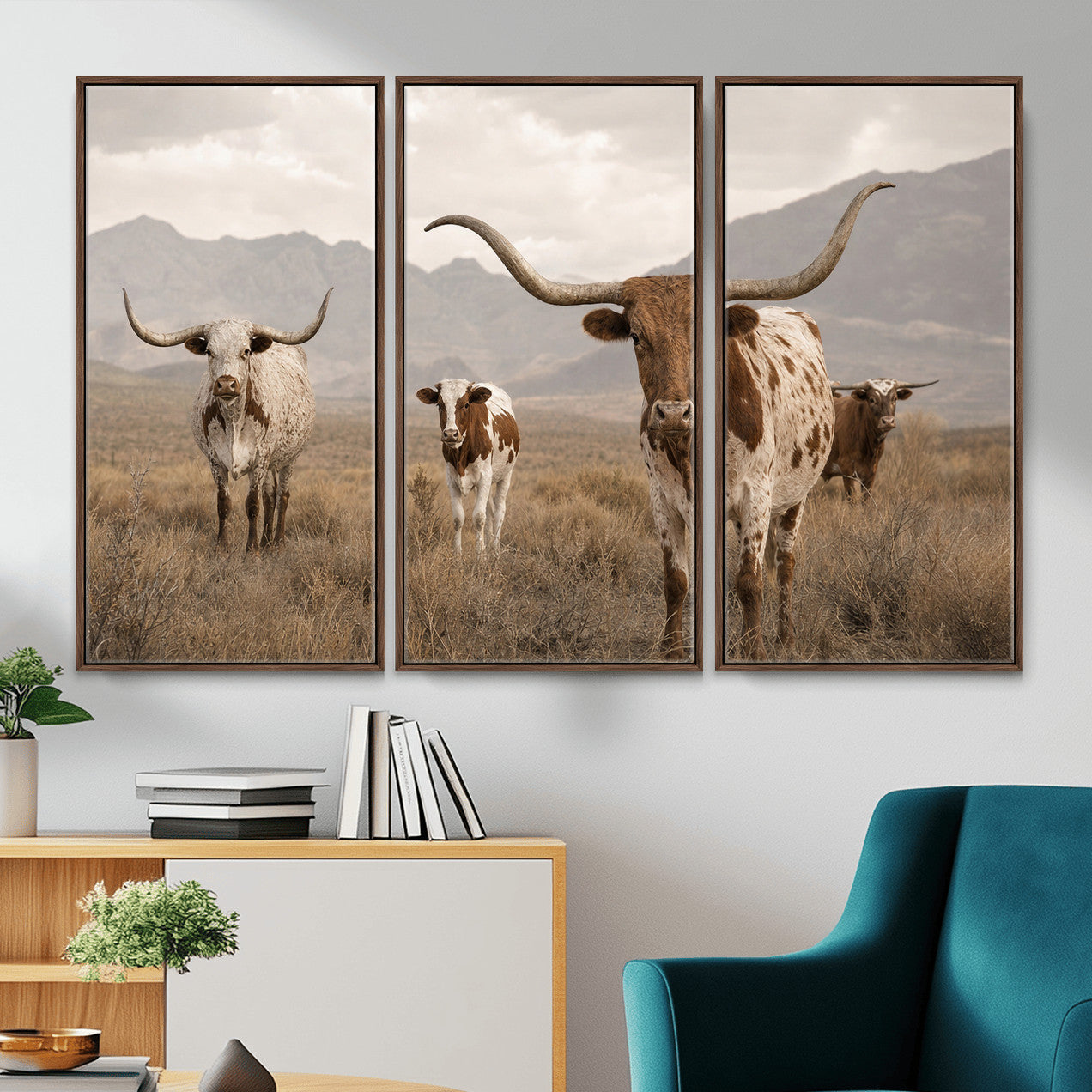 62336425AD-MGV-CV-36X24 - Rustic Texas Longhorn Cow Canvas Wall Art Print, Rustic Farm Animal Photography Print, Farmhouse Country Decor, Western Ranch Art
