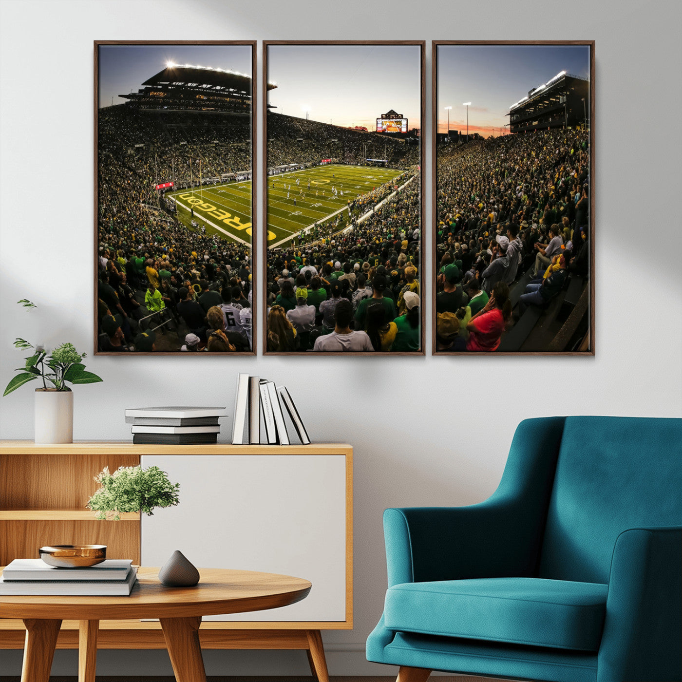 MGV-FC-48X32-3P - Oregon Stadium Canvas Wall Art - Captivating Game Day Scene at Autzen Stadium, Oregon Ducks Football