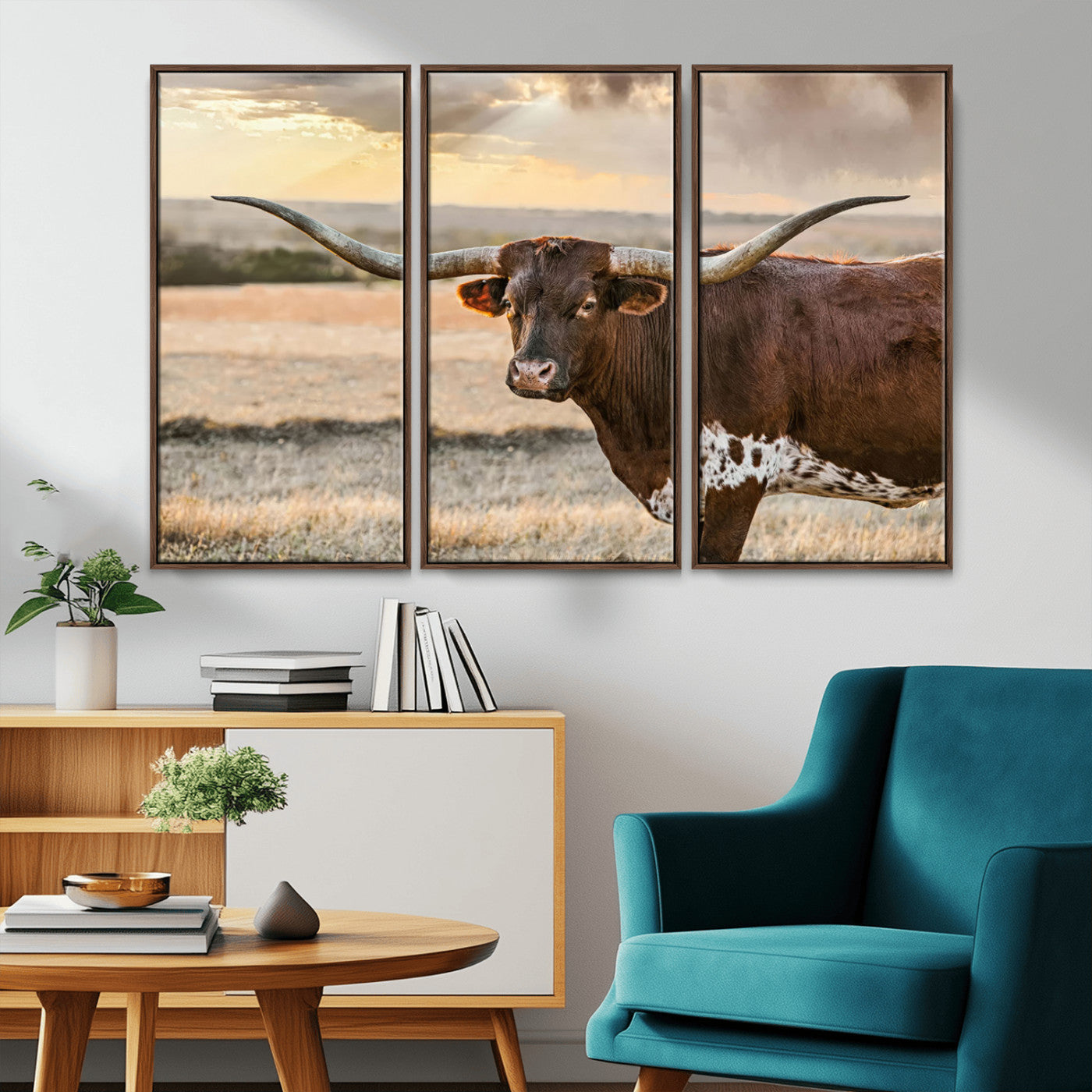 MGV-FC-48X32-3P - Texas Longhorn Wall Art Canvas Print, Rustic Ranch Decor, Majestic Western Longhorn Cattle