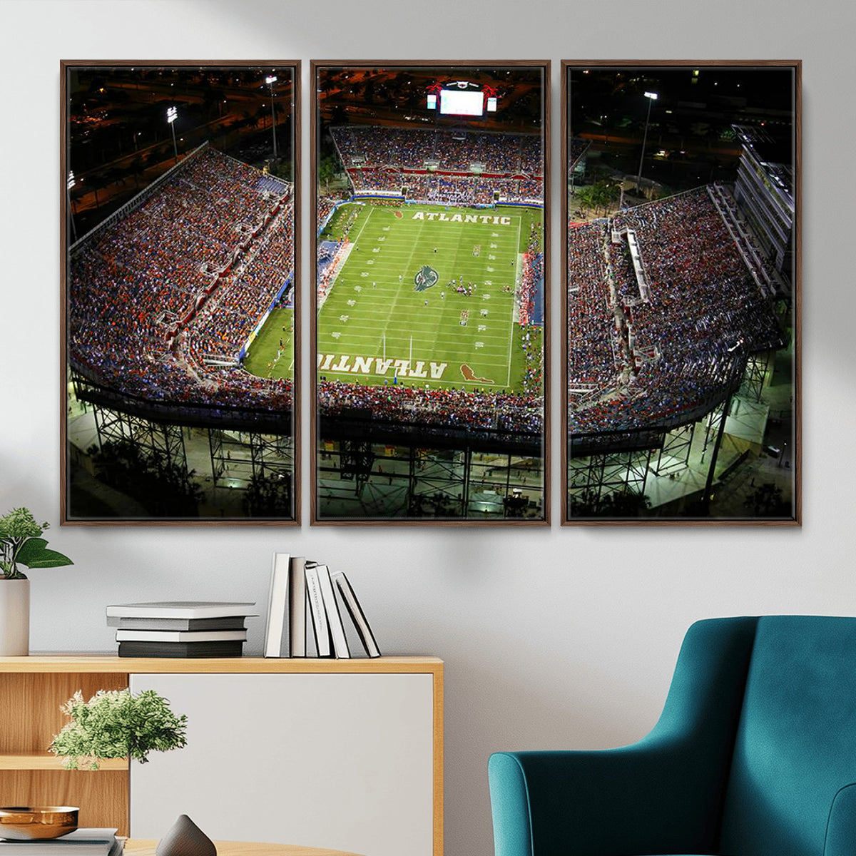 72354-MGV-CV-36X24 - Florida Atlantic University Owls Football Team Print - Boca Raton FAU Stadium Wall Art Canvas Print