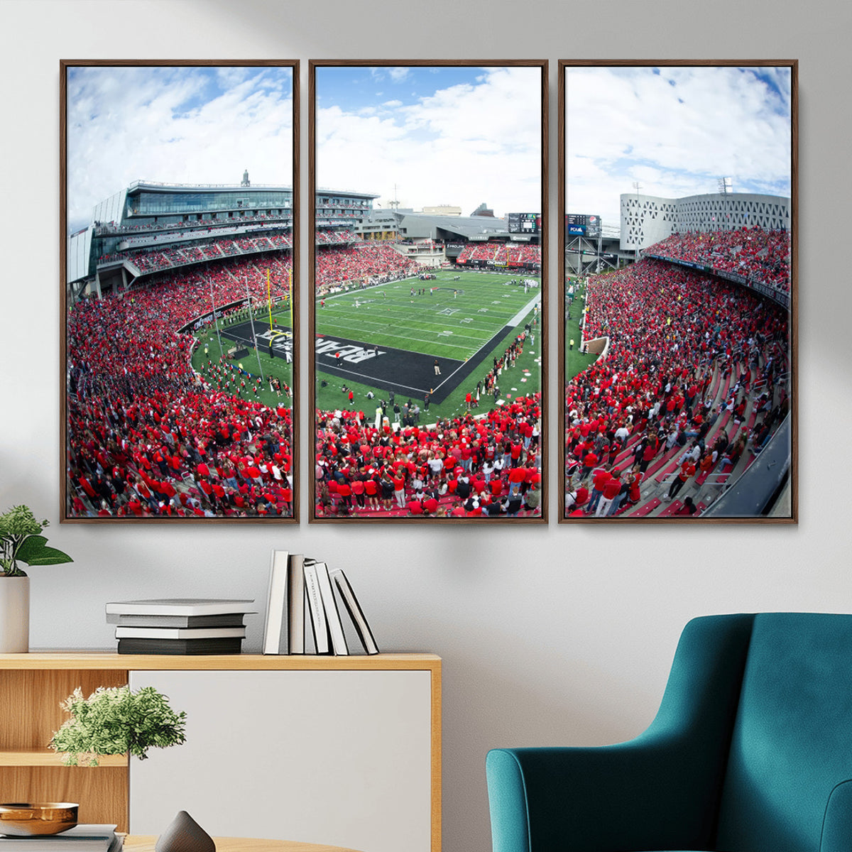 54070-MGV-CV-36X24 - Cincinnati Bearcats Football Team Print - Nippert Stadium Wall Art Canvas Print