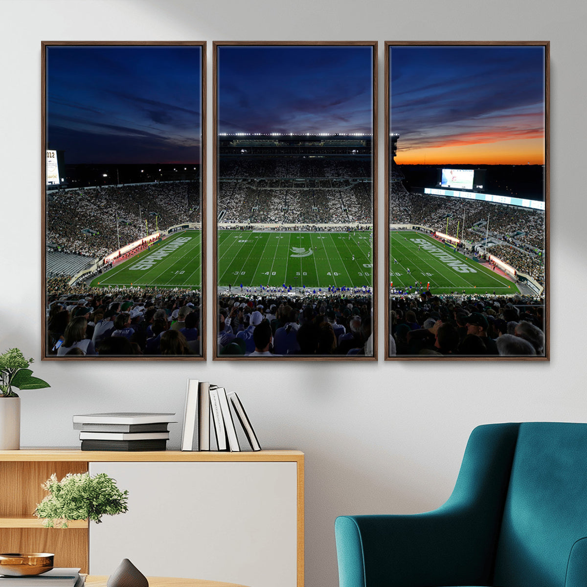 49074-PAN-FL-20X10 - Michigan State Spartans Football Team Print - East Lansing Spartan Stadium Canvas Print