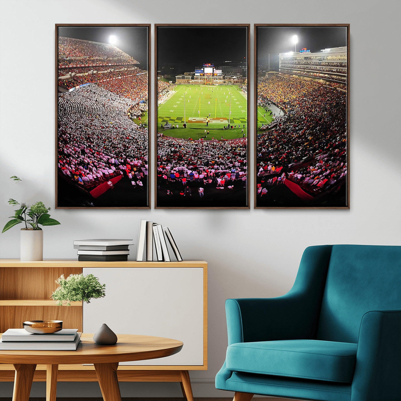MGV-FC-48X32-3P - University of Maryland Terrapins Football Team Print - College Park SECU Stadium Wall Art Canvas