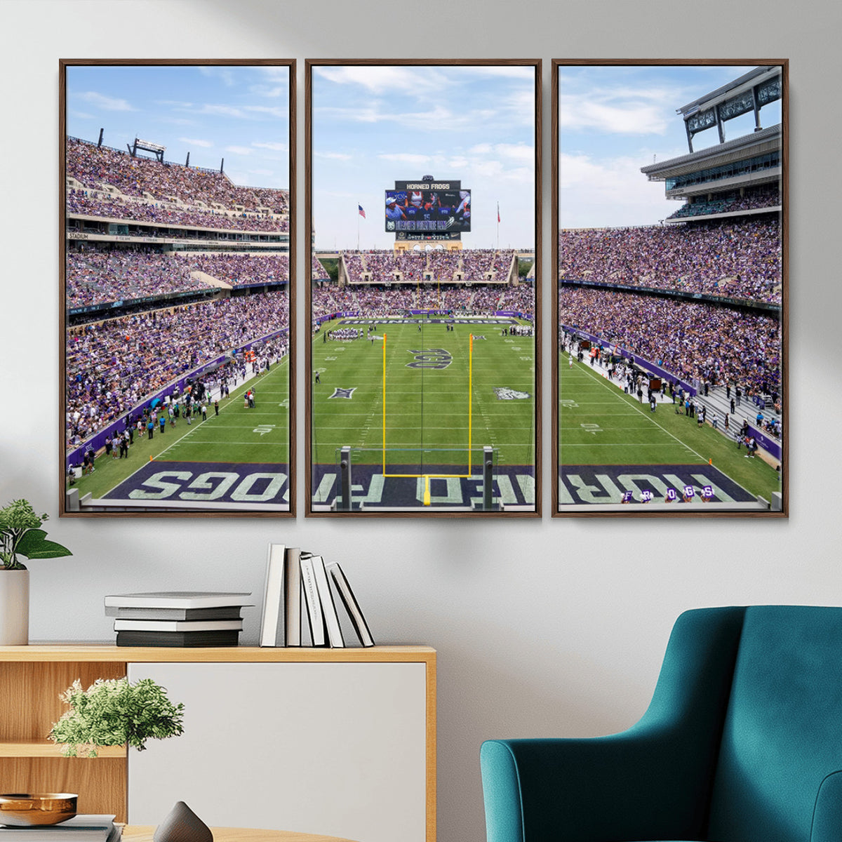 27650-PAN-FL-20X10 - TCU Horned Frogs Football Team Print - Fort Worth Amon G. Carter Stadium Wall Art Canvas Print