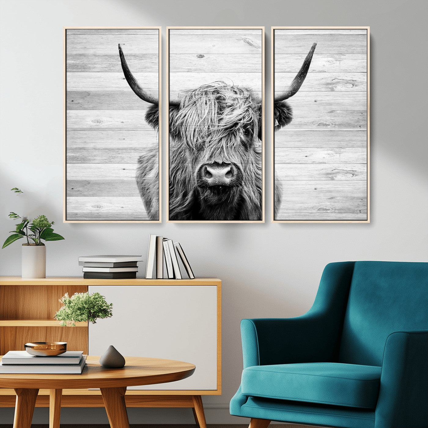 MGV-FC-48X32-3P - Scottish Highland Cow Cattle Art Print on Wood Background Style