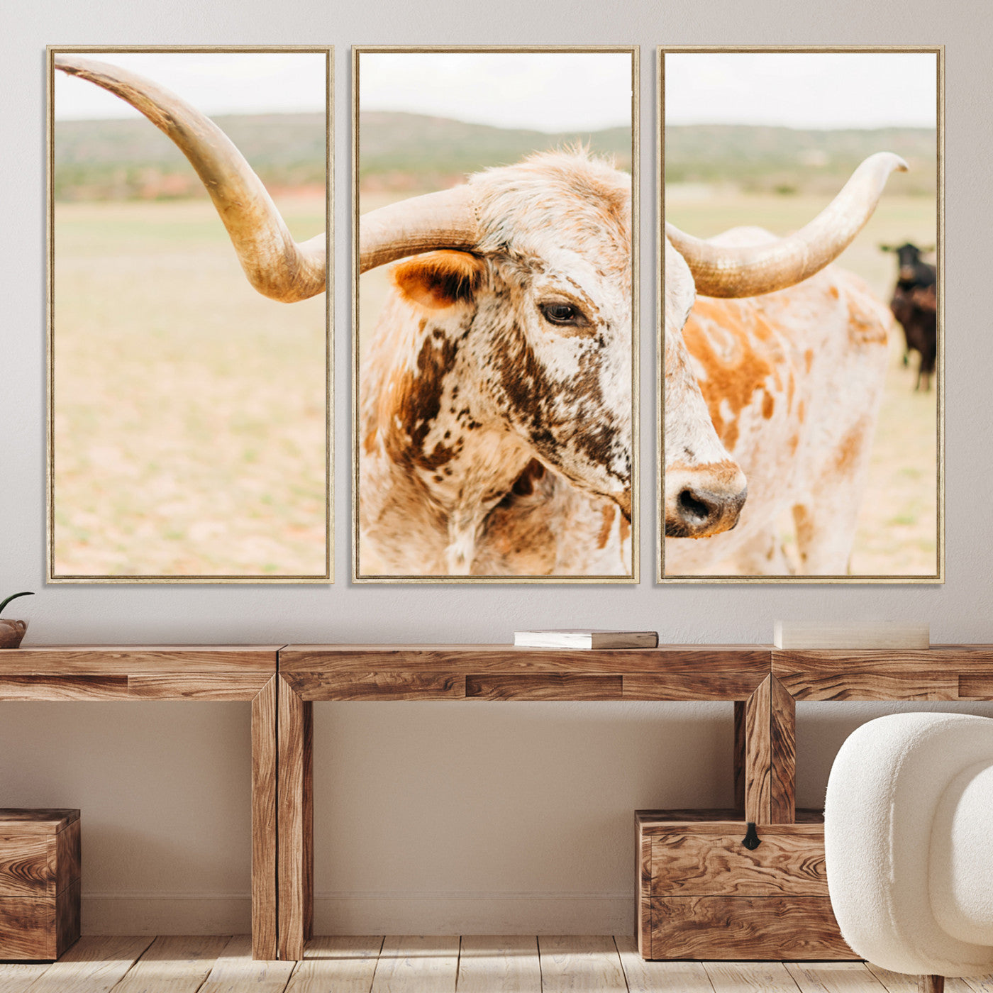 21060648-MGV-CV-36X24-Texas Longhorn Wall Art Canvas Print, Framed Speckled Cow Art Picture Print, Rustic Bull Perfect Rustic Western Decor, Framed Speckled Cow