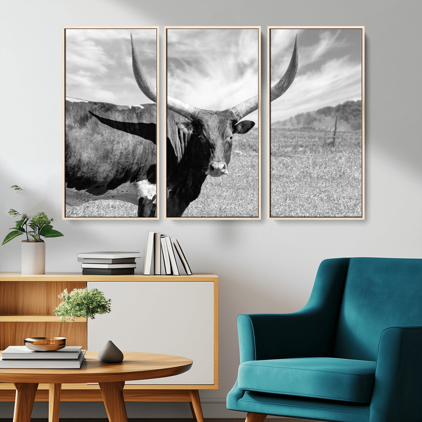 MGV-FC-48X32-3P - Cattle Wall Art Longhorn Cow Canvas Print