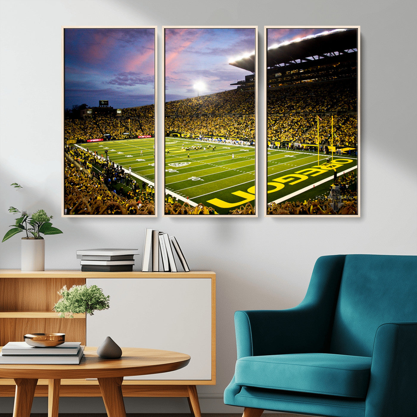 MGV-FC-48X32-3P - University of Oregon Ducks Football Team Print - Eugene Autzen Stadium Wall Art Canvas Print