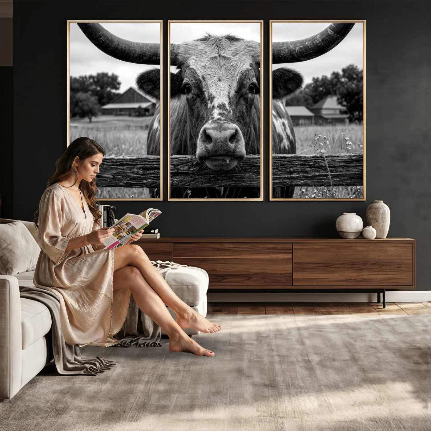 59378683B-MGV-CV-36X24 - Black White Texas Longhorn Bull Canvas Wall Art, Western Ranch Cattle Photography Print, Rustic Farmhouse Cowboy Decor Artwork