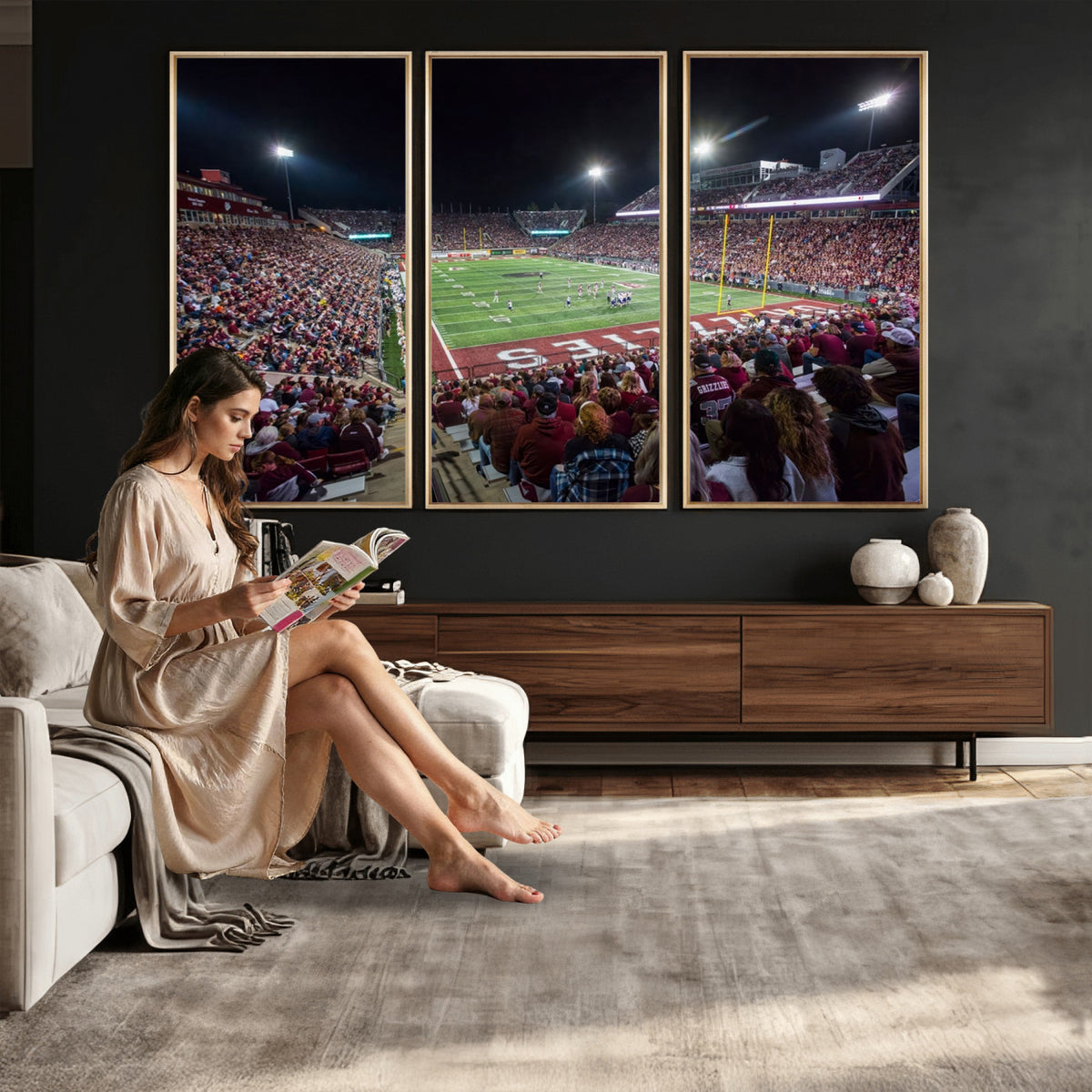 56191-MGV-CV-36X24 - Washington Grizzly Stadium American Football Wall Art Canvas Print, Sports Wall Art Print, Game Room Decor-1