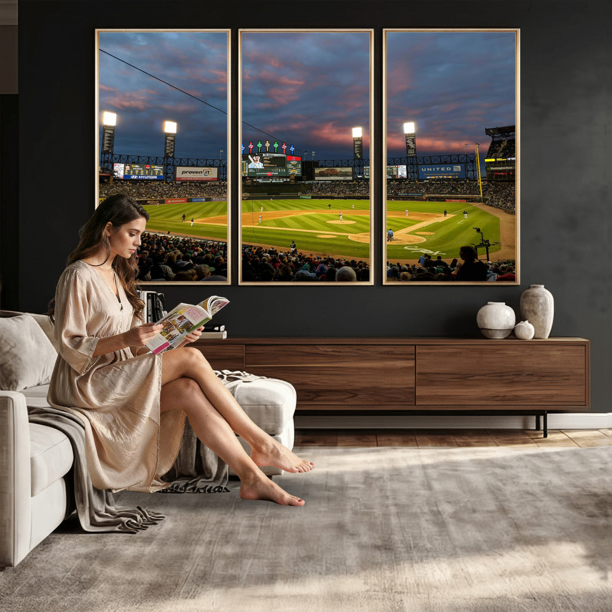 96063-MGV-CV-36X24 - Chicago White Sox Baseball Team Print Canvas, Guaranteed Rate Field, Framed and Ready to Hang