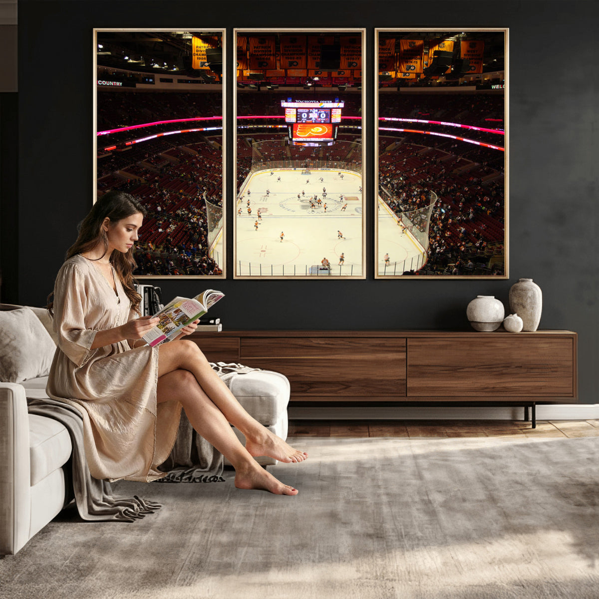 98213-MGV-CV-36X24 - Wachovia Center Prior to Flyers Game Ice Hockey Stadium