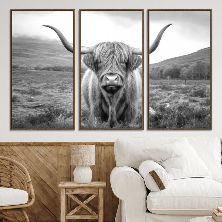 Black White Scottish Highland Cow Canvas Farm Wall Art Canvas Print