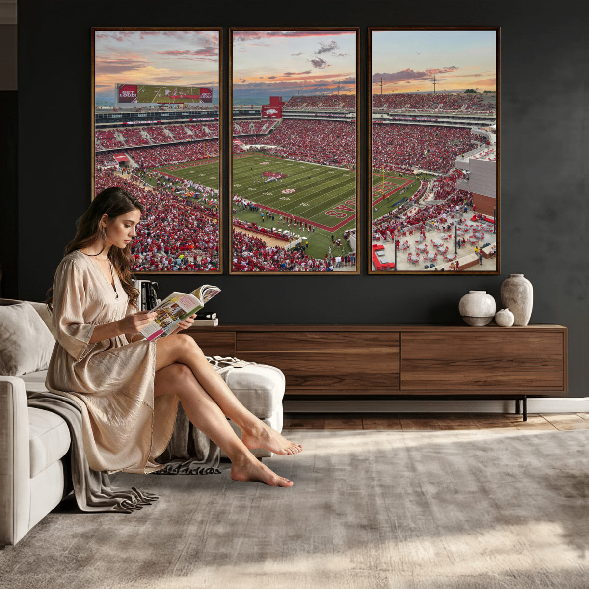 82233065-MGV-CV-36X24 - Donald W. Reynolds Razorback Stadium Wall Art Canvas Print – Arkansas Razorbacks Football Artwork for Home, Office, and Sports Room Decor