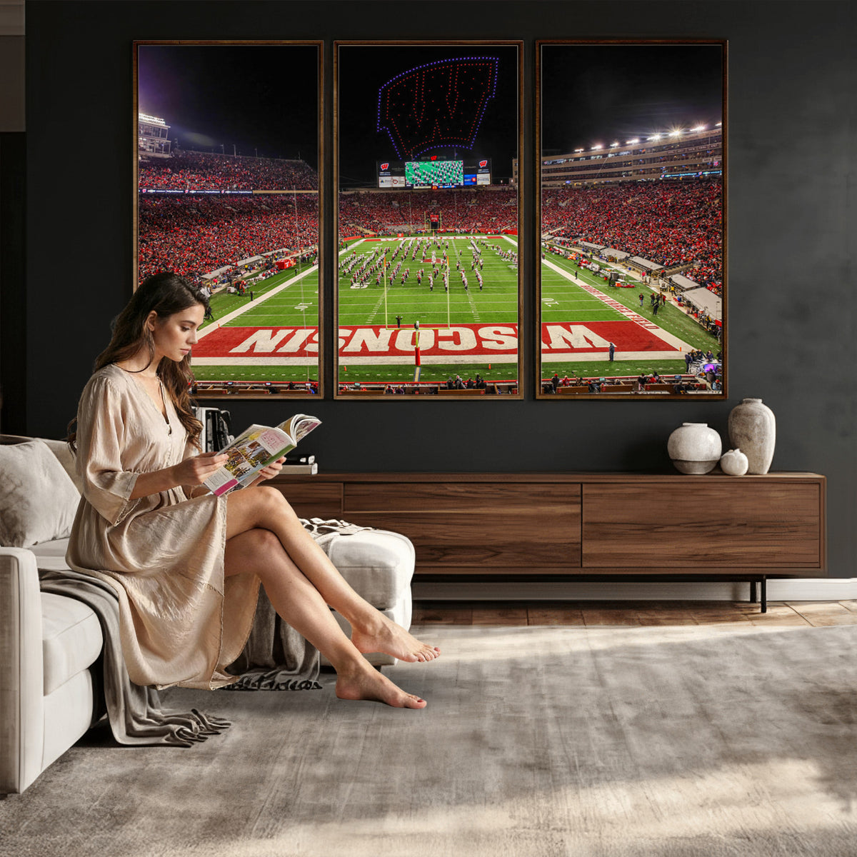 34125-MGV-CV-36X24 - Wisconsin Badgers Football Team Print Canvas- Madison Camp Randall Stadium Wall Art Canvas Print