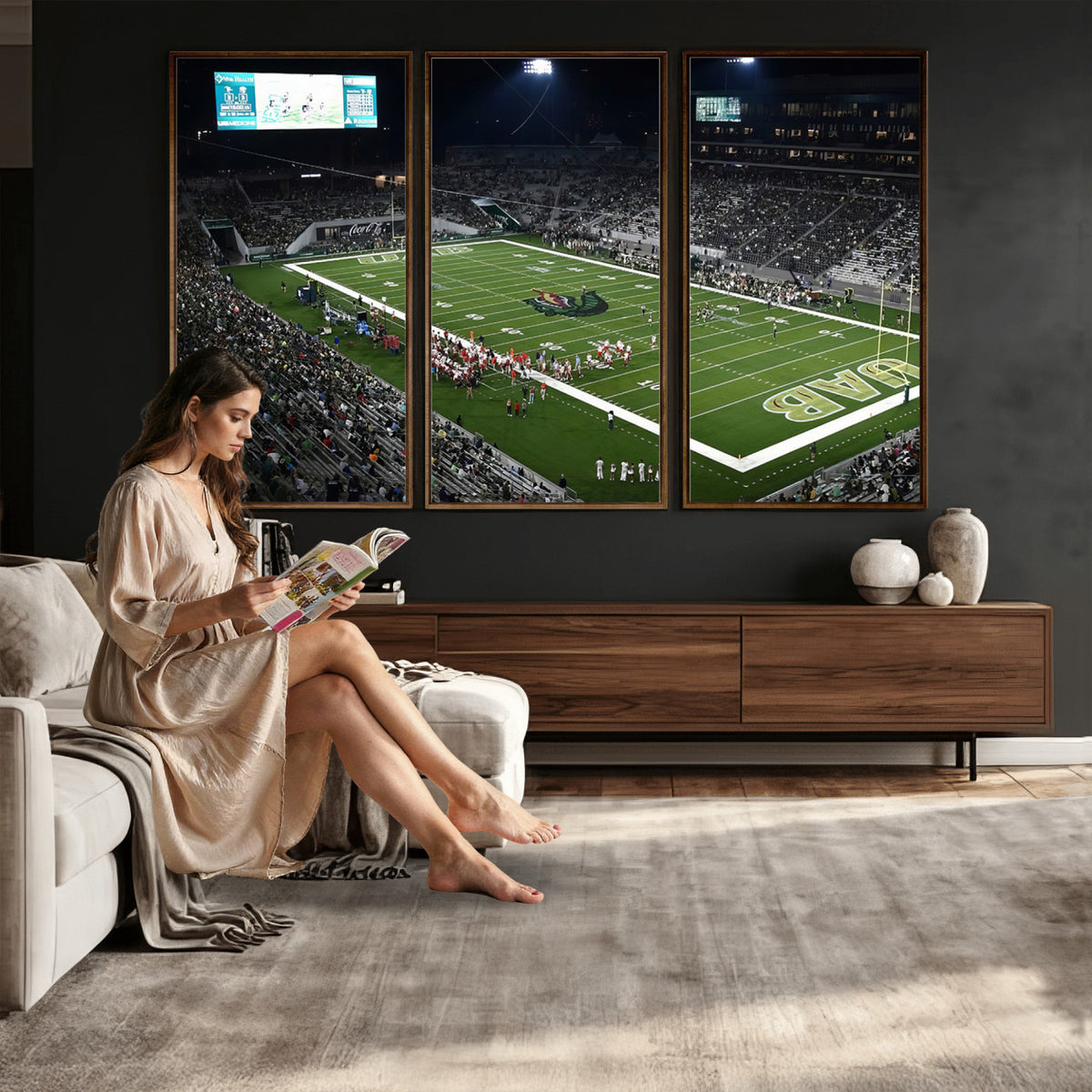 81740-MGV-CV-36X24 - UAB Blazers Football Team Print - Birmingham Protective Stadium Wall Art Canvas Print