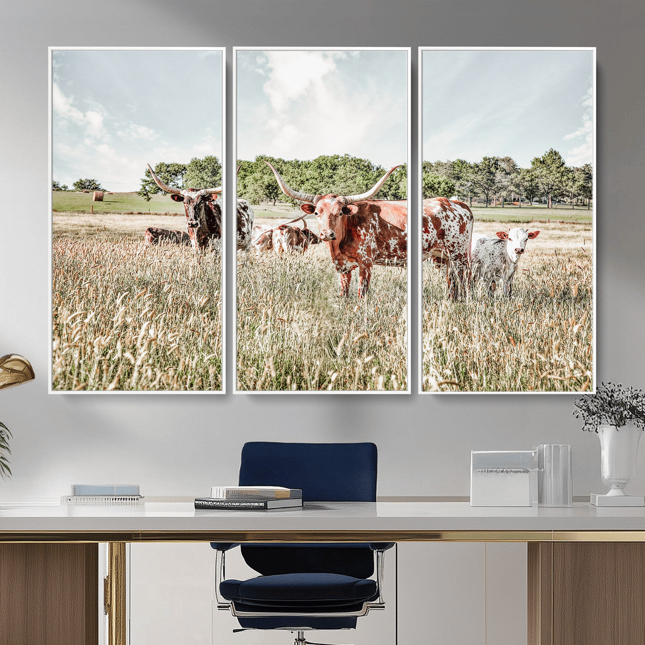 21823552-MGV-CV-36X24 - Texas Longhorn Cattle Wall Art Canvas Print, Rustic Ranch Landscape Artwork, Western Farm Field Scene, Country Prairie Animal Canvas Wall Art
