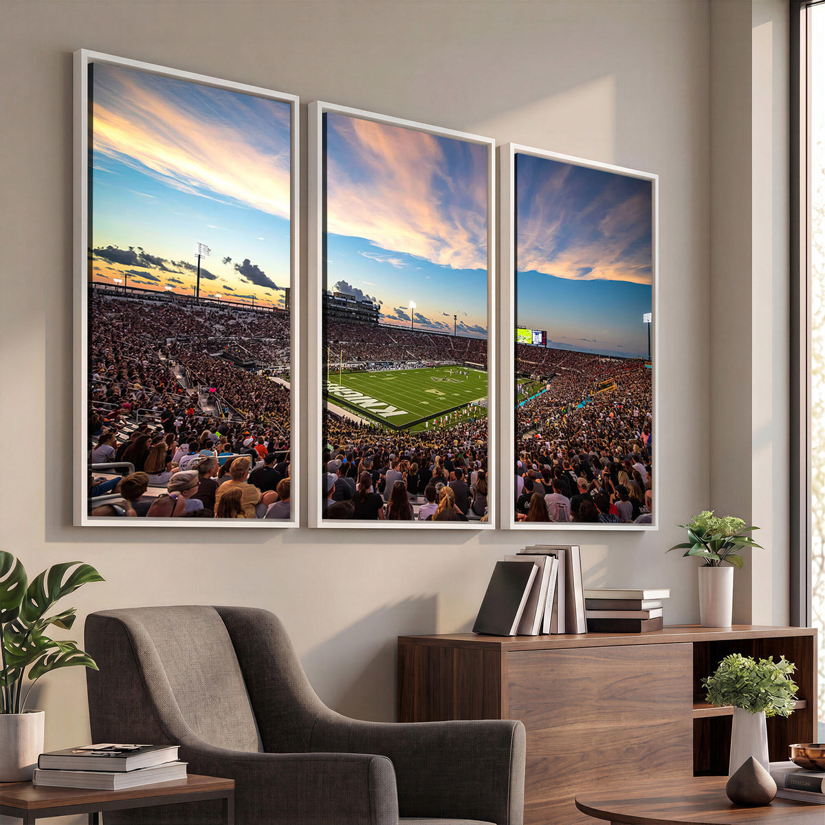 50243-MGV-CV-36X24 - UCF Knights Football Team Print - Orlando FBC Mortgage Stadium Wall Art Canvas Print