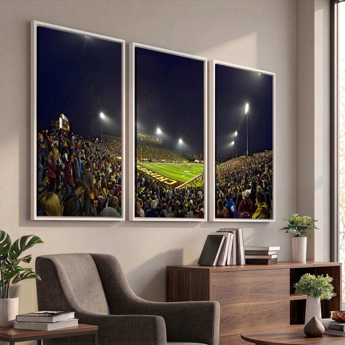 45619-MGV-CV-36X24 - Central Michigan University Chippewas Canvas Wall Art, Football Team Print - Mount Pleasant