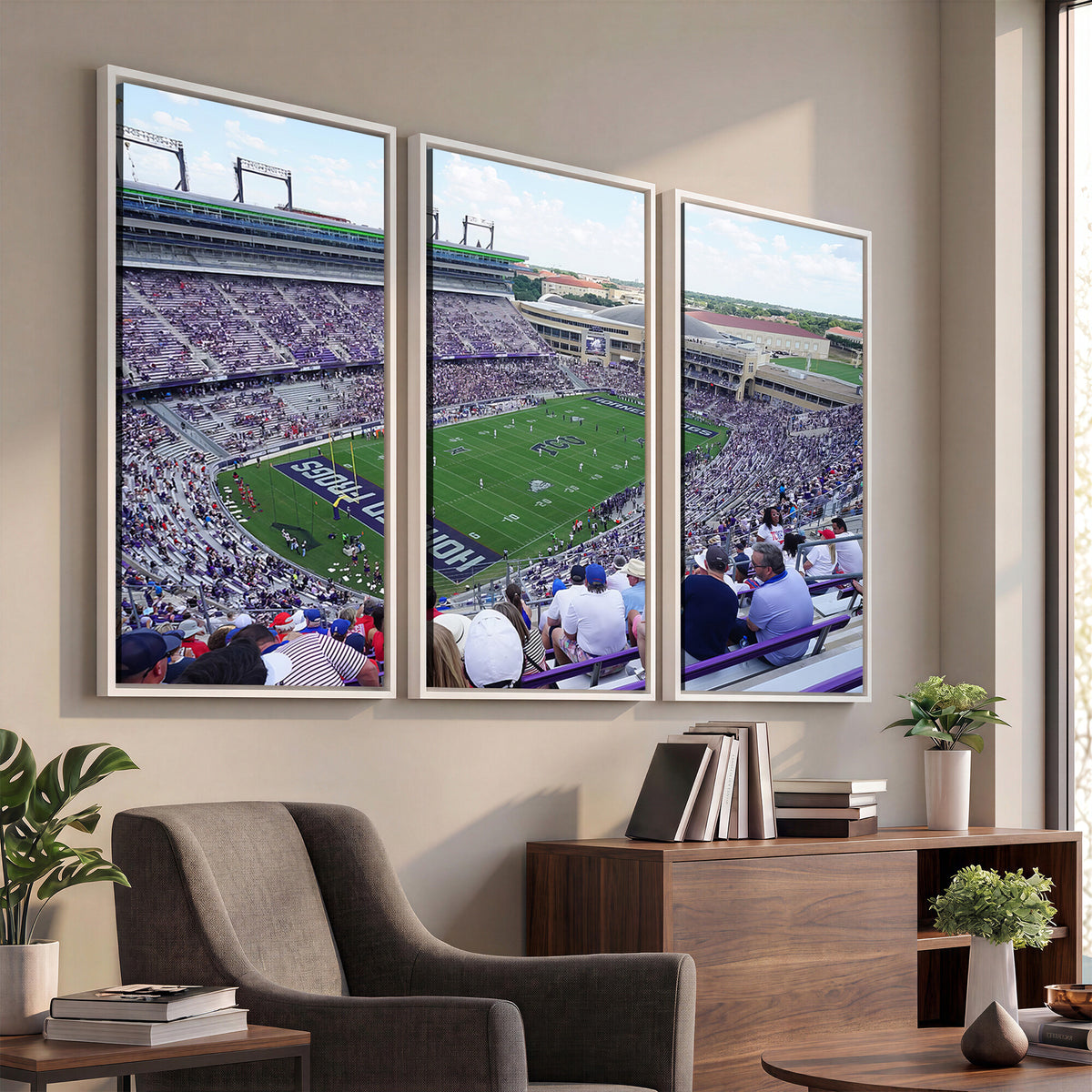 95139-MGV-CV-36X24 - The Texas Christian University TCU Horned Frogs Football Team Print, Fort Worth