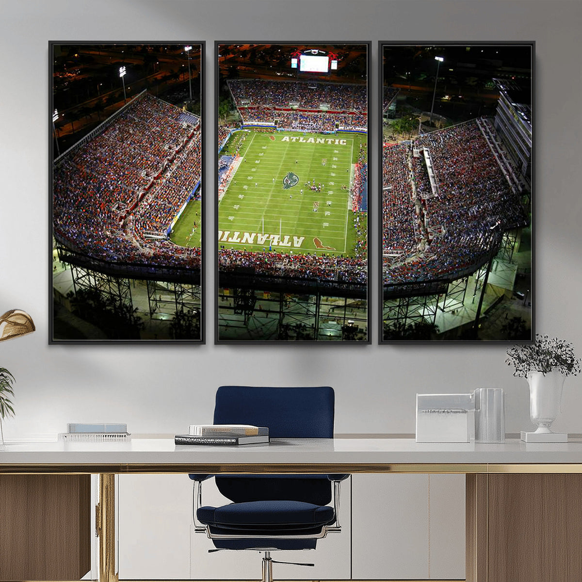 72354-MGV-CV-36X24 - Florida Atlantic University Owls Football Team Print - Boca Raton FAU Stadium Wall Art Canvas Print