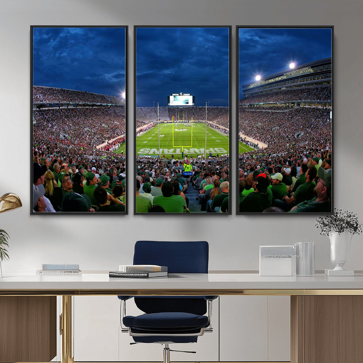 35248-PAN-FL-20X10 - Michigan State Spartans Football Team Print - East Lansing Spartan Stadium Wall Art Canvas Print