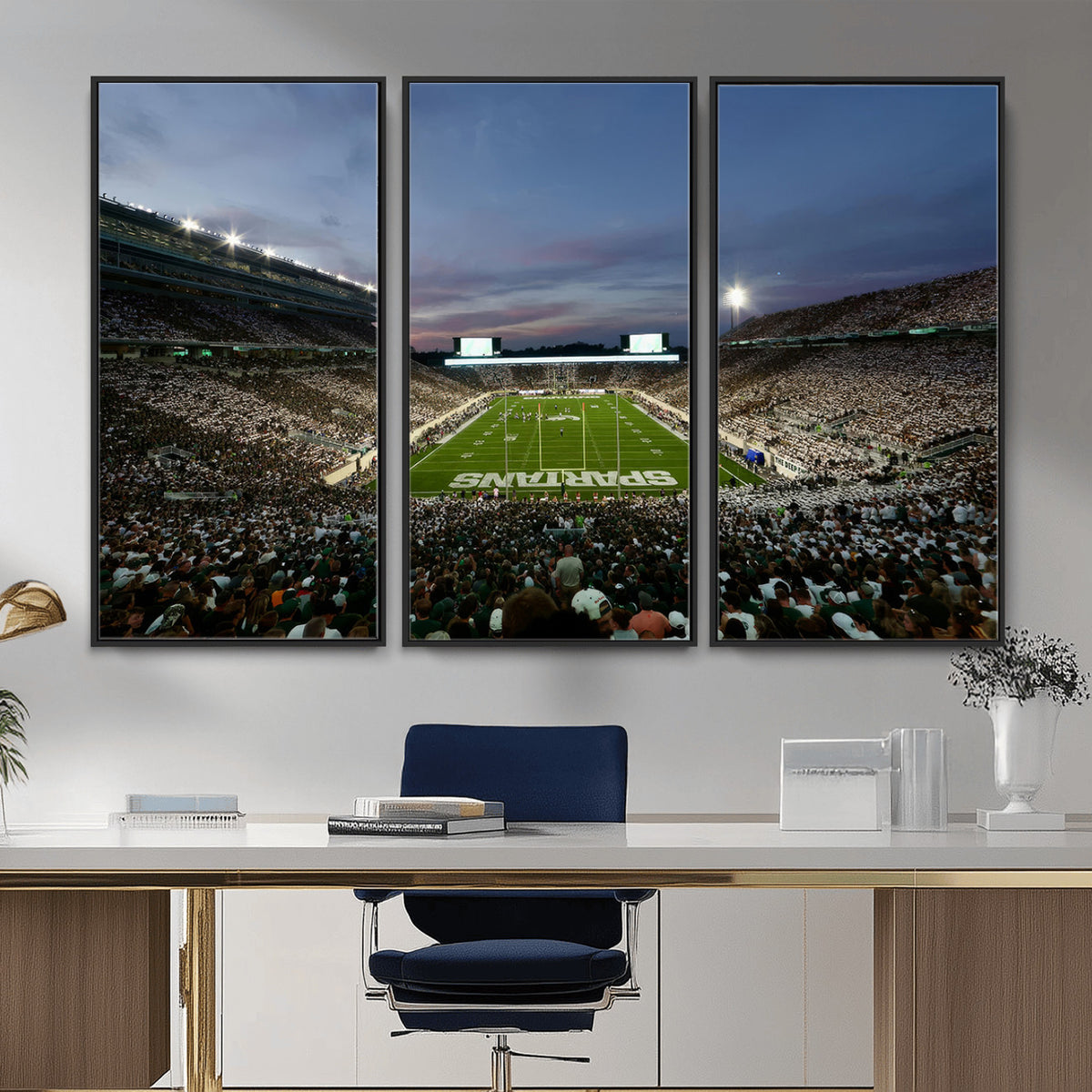 90831-PAN-FL-20X10 - Michigan State Spartans Football Team Print - East Lansing Spartan Stadium Canvas Print