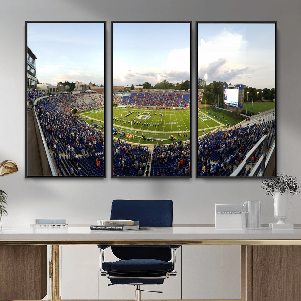 44850-MGV-CV-36X24 - The Duke University Blue Devils Football Team Print, Durham