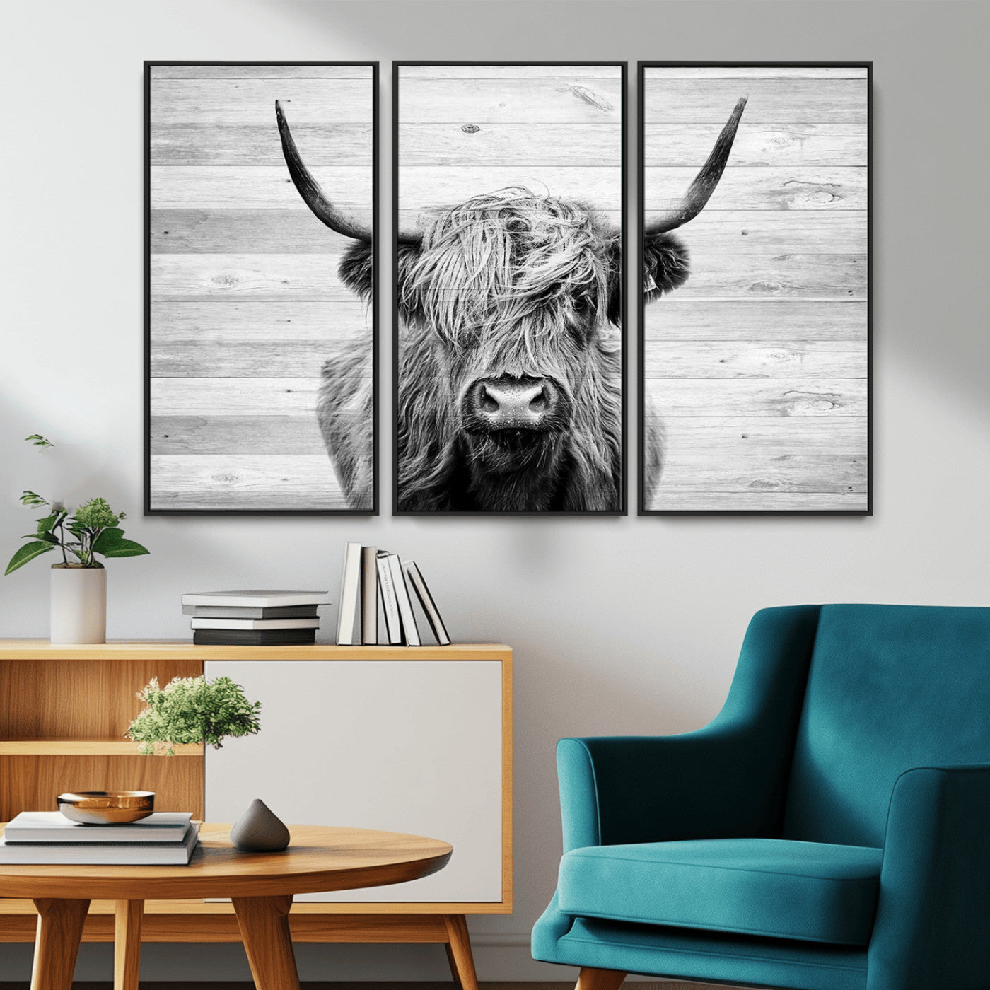 MGV-FC-48X32-3P - Scottish Highland Cow Cattle Art Print on Wood Background Style