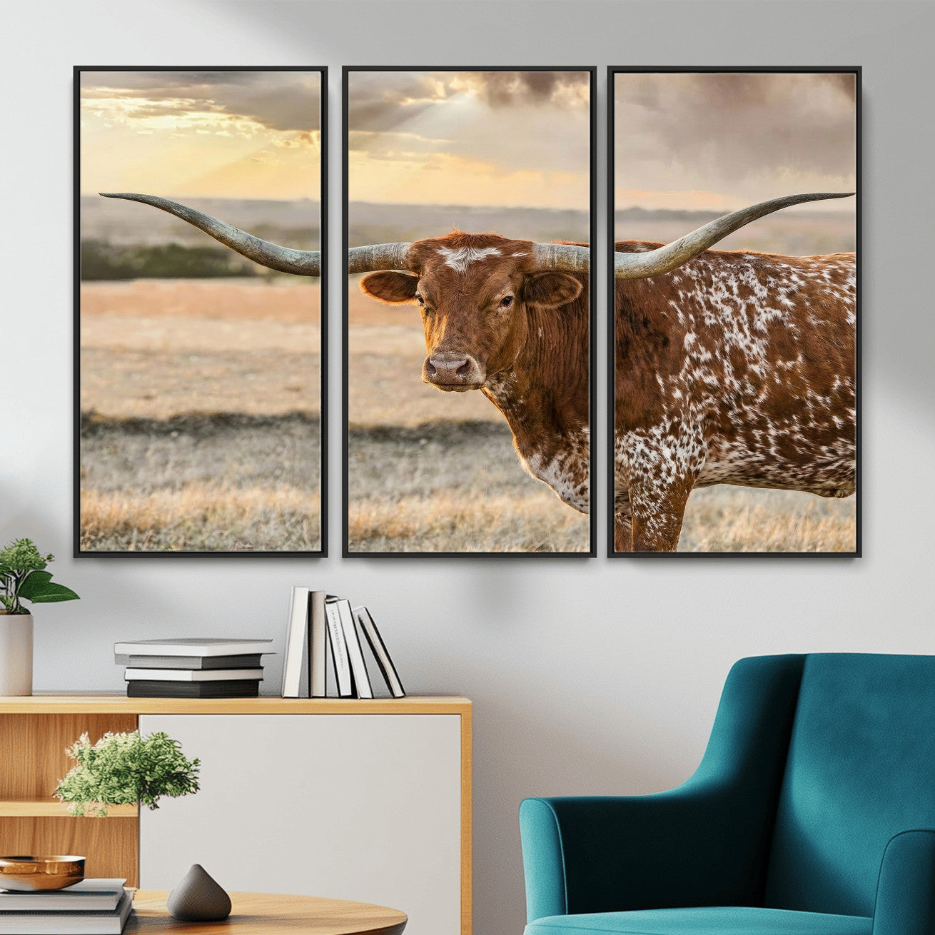 16502384-MGV-CV-36X24 - Texas Longhorn Wall Art Canvas Print, Western Ranch Bull Photography Canvas Print, Rustic Farmhouse Cattle Artwork for Living Room Decor