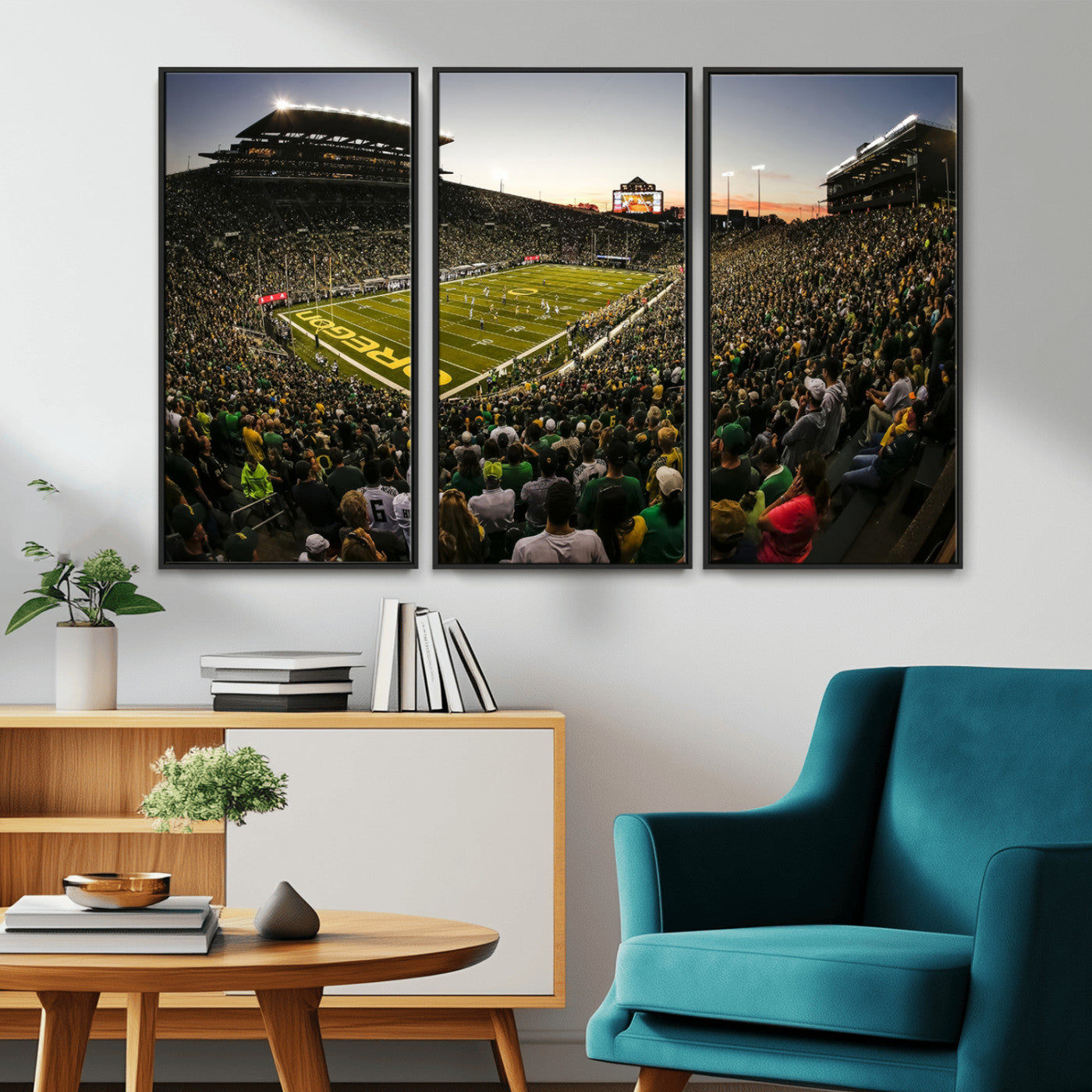 MGV-FC-48X32-3P - Oregon Stadium Canvas Wall Art - Captivating Game Day Scene at Autzen Stadium, Oregon Ducks Football