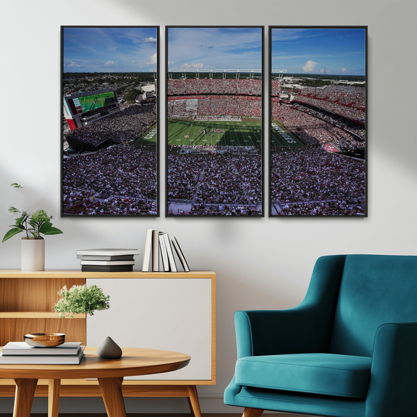 MGV-FC-48X32-3P - South Carolina Gamecocks Football Team Print - Columbia Williams-Brice Stadium Wall Art Canvas Print