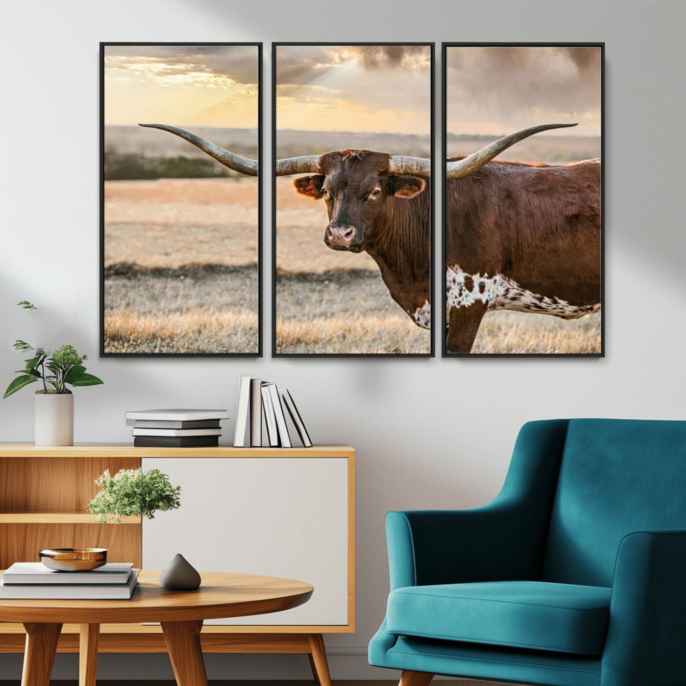 MGV-FC-48X32-3P - Texas Longhorn Wall Art Canvas Print, Rustic Ranch Decor, Majestic Western Longhorn Cattle