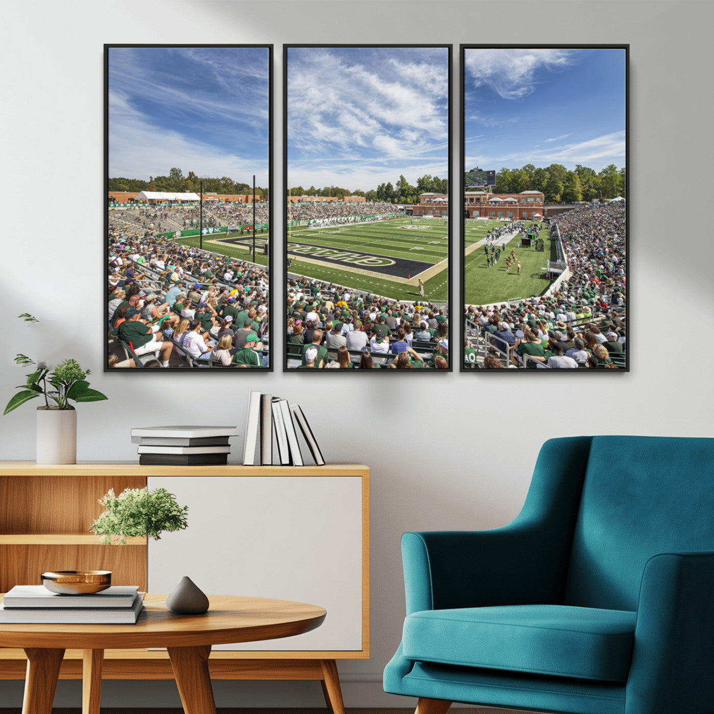 MGV-FC-48X32-3P - University of Charlotte 49ers Football Team Print - Charlotte Jerry Richardson Stadium Canvas Print