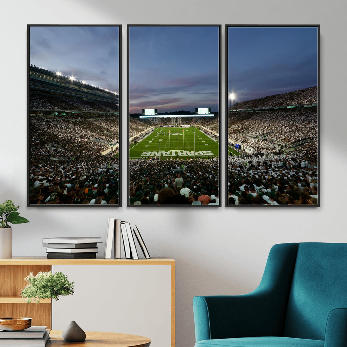 90831-PAN-FL-20X10 - Michigan State Spartans Football Team Print - East Lansing Spartan Stadium Canvas Print