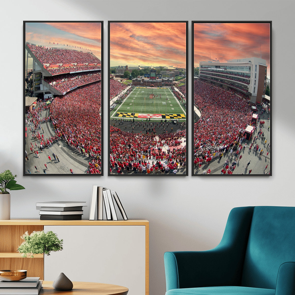 24140-PAN-FL-20X10 - University of Maryland Terrapins Football Team Print - College Park SECU Stadium Wall Art Canvas