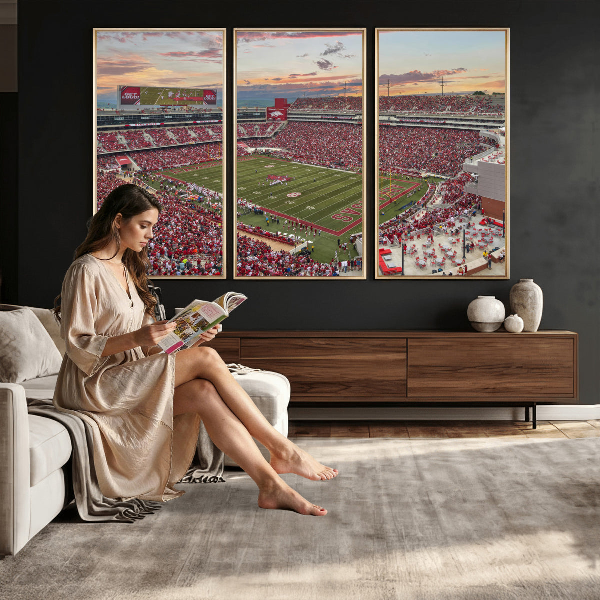 82233065-MGV-CV-36X24 - Donald W. Reynolds Razorback Stadium Wall Art Canvas Print – Arkansas Razorbacks Football Artwork for Home, Office, and Sports Room Decor
