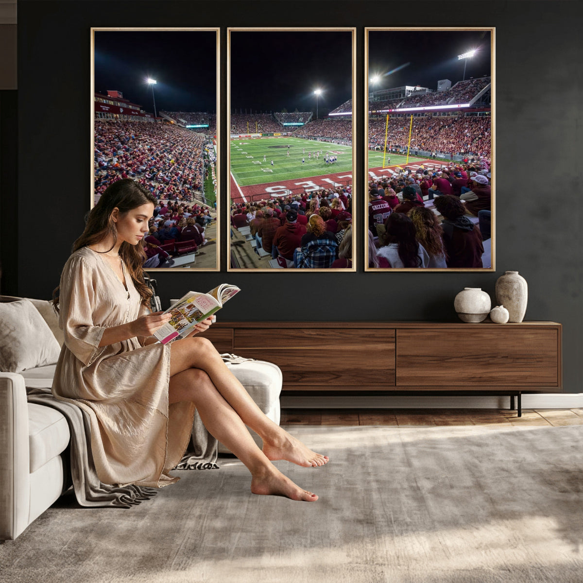 56191-MGV-CV-36X24 - Washington Grizzly Stadium American Football Wall Art Canvas Print, Sports Wall Art Print, Game Room Decor-1