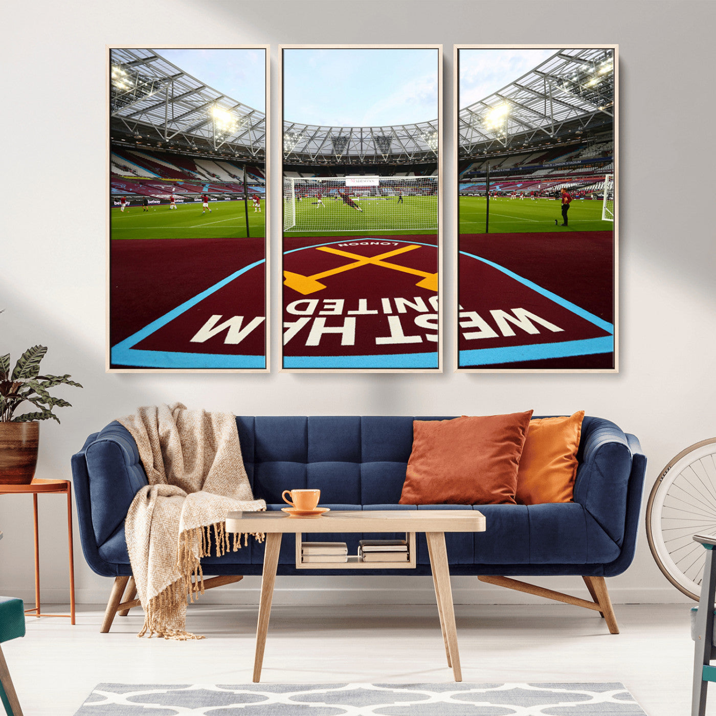 MGV-FC-48X32-3P - West Ham United FC Stadium Canvas Wall Art – London Stadium Football Print – Premier League Team